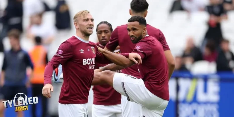 Có hay không Phượng Hoàng sống dậy?