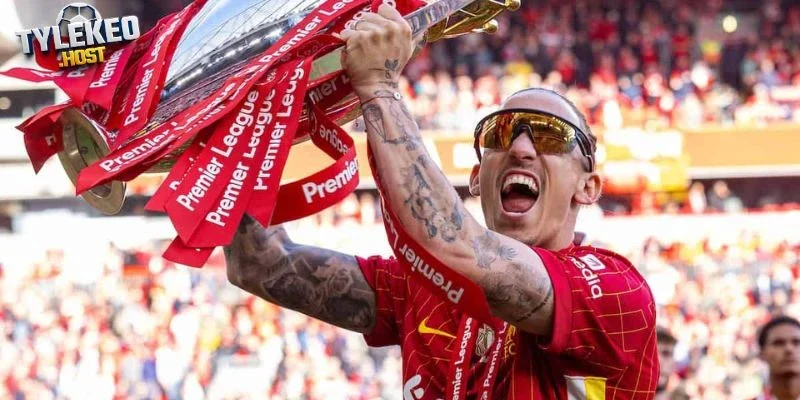 Kostas Tsimikas có thể được triệu hồi từ AS Roma