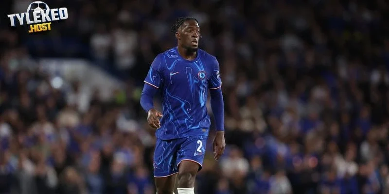 Axel Disasi gia nhập AC Milan