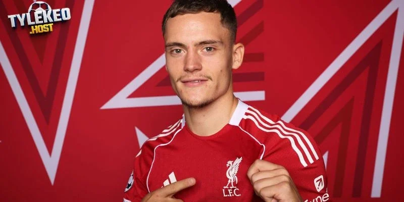 Gây tranh cãi khi Slot bất ngờ chê Wirtz