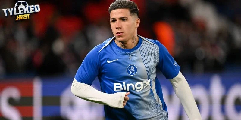 Eze bị chấn thương trước CK Carabao Cup