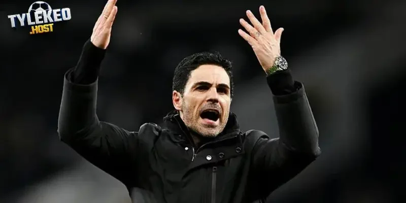 Sự thật về Tudor minh oan cho trung vệ Van de Ven